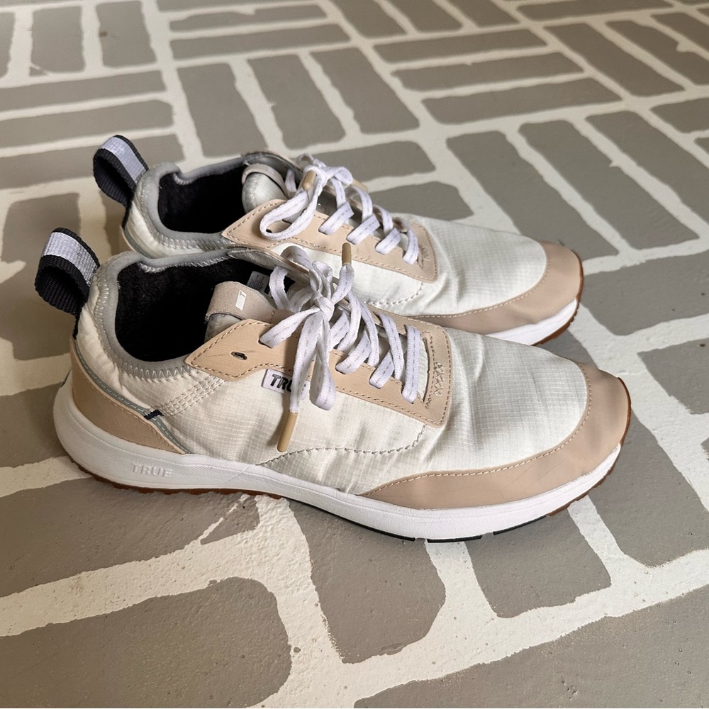 True linkswear golf shoes